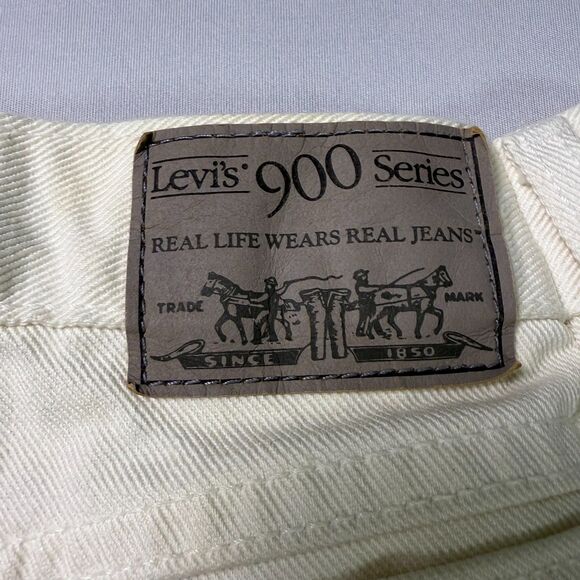 vintage White Tab 900 Series Levi's High Waist Tapered Leg Off White/Cream Sz 11 - Picture 7 of 16